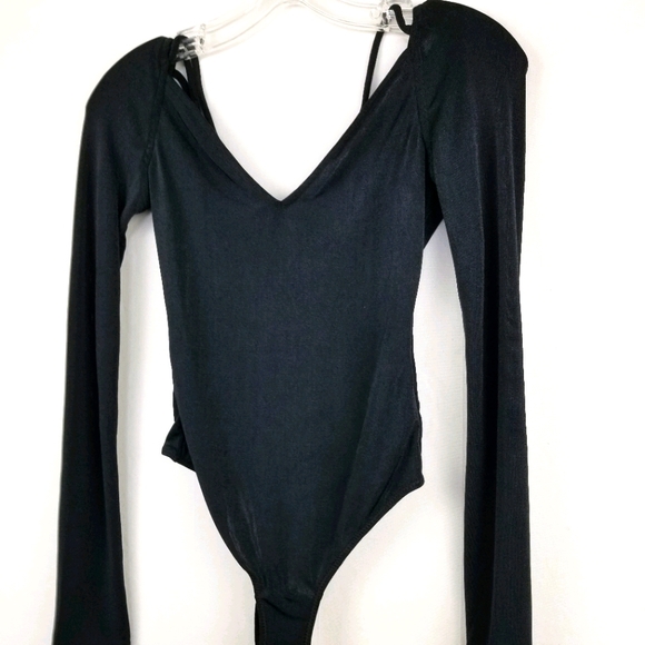 New Free People Don't Be Cross Black V-neck Long Sleeve Bodysuit Size XS - Picture 4 of 12